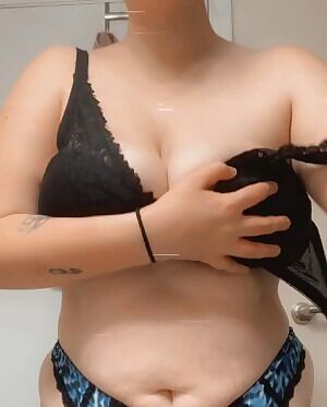 Please lick my nipples for me 🥺