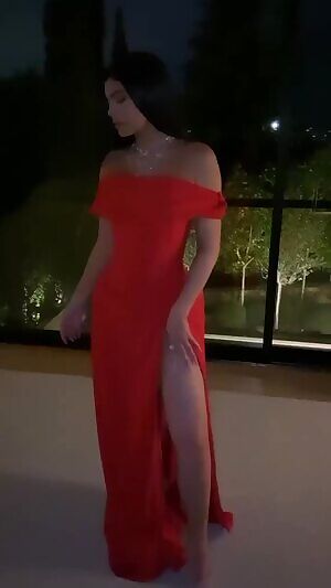 My Hate-Fuck List: huge fan of Kim when I was younger, but thought I grew out of fake, Barbie-doll women. Then Kylie Jenner came along...
