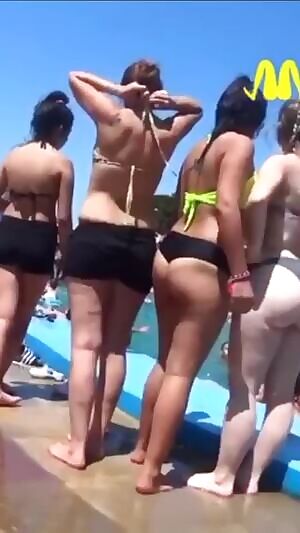 Pawg at the pool