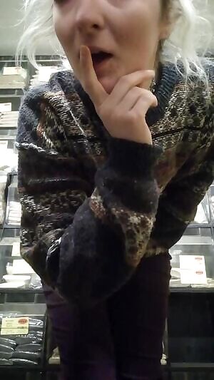 Covering for a friend! 😉✌️