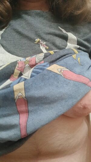 Soft Tummy Amateur BBW Big Tits