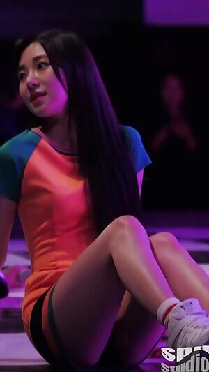 Ex AOA- Mina