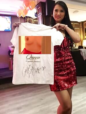 A queen named Maria Ozawa