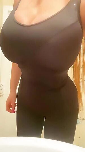 Perfect Bimbo