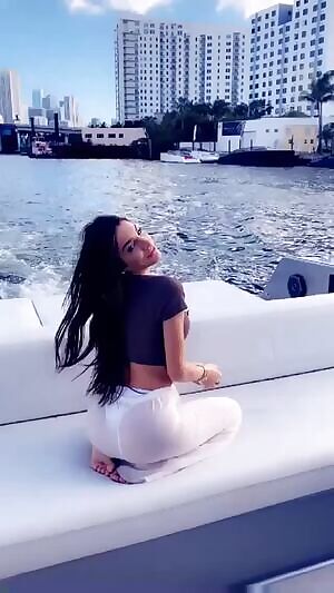 Insta story 1