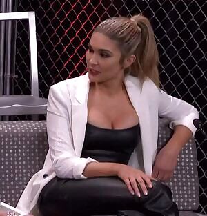 Cathy Kelley is such a babe