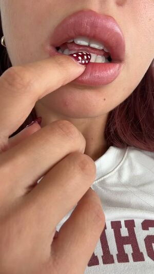Fake Lips Lipstick