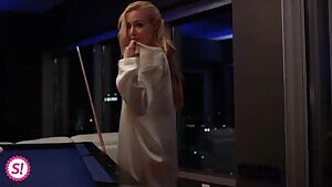 Kayden Kross showing off