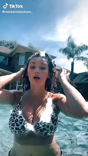 Bustin Out In The Leopard Top