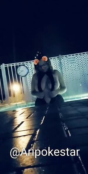 I love being watched 😏