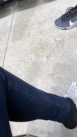 Foot locker cameltoe