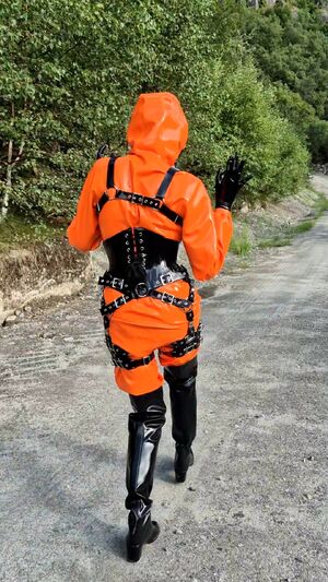 Shiny Clothes Latex OnlyFans