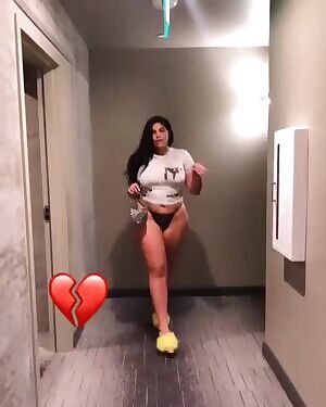 Adriana Sahar