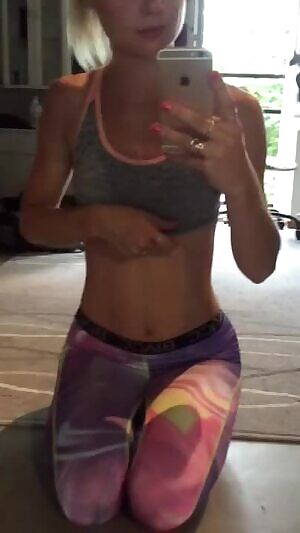 Amazing titty reveal