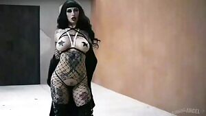 Jessie lee evil oil