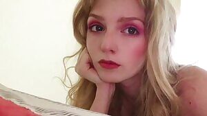 it’s wild how much zoom can cover up what you’re doing, ~*a peak from my OnlyFans