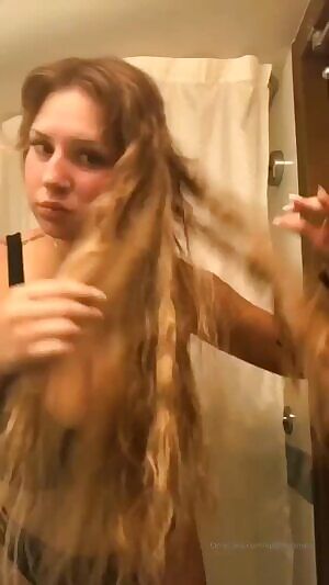 A Total Of +99 Real OnlyFans Model Girls Mega Links! Free Folder : bit.ly/2PiBURw