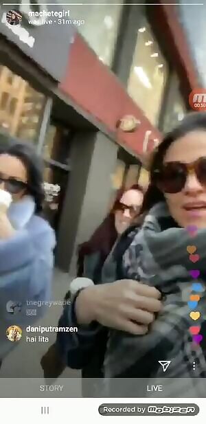 Gail Kim shows off a peek at her hot body