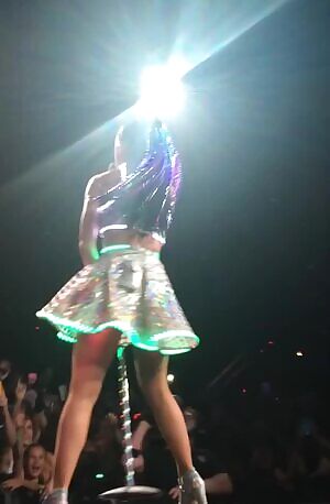 Katy Perry is kinda thick