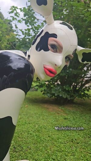 Hucow Babe Fetish Kinky Latex