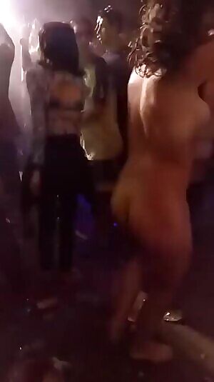 Pop a Molly, I'm sweating