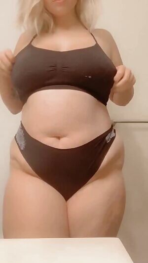 😘