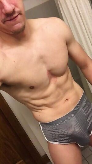 I still feel bloated from ten tons of food yesterday, wanna get some cardio together and work on some of that stuffing? 😉