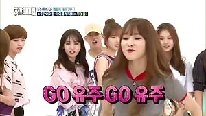 Yuju Limbo WeeklyIdol262 GIF
