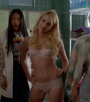 Emma Roberts - Scream Queens
