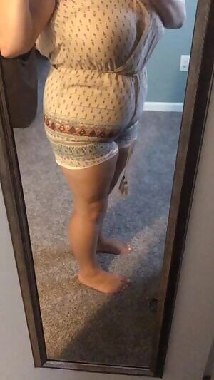 I really like taking off my clothes for you