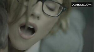 House of Cunts: Making sure a Congresswoman keeps her priorities straight...