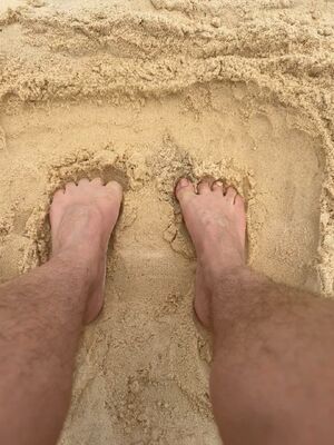 Enby Sluts BareFootMilf Feet Foot MILF