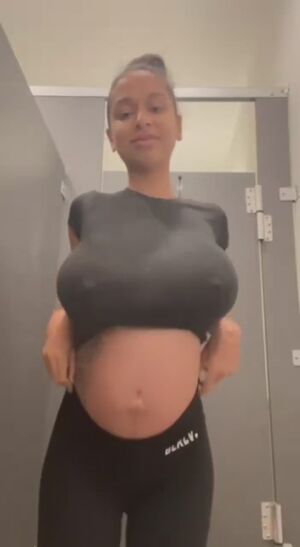 Areolas Big Tits Ebony Latina Lightskinned