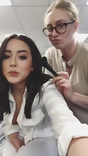 Chloe bennet