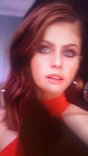 Alexandra Daddario was the first comment. 💦😉