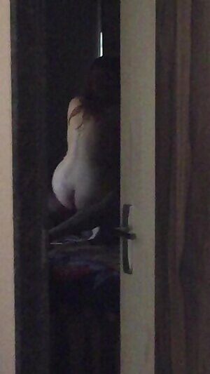 Sexy ass hot wife riding her bull :)