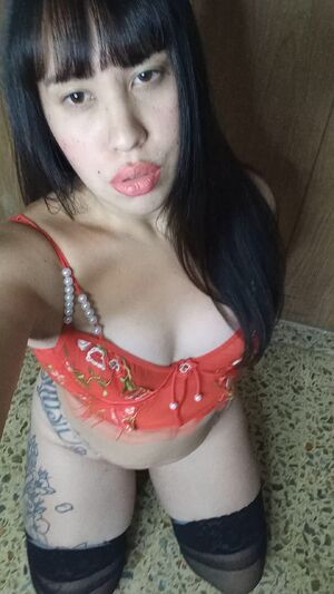 Mom Bods HotCurvyWife Hotwife Housewife MILF
