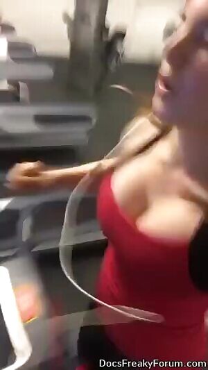 OK, some nice treadmill bouncers here.