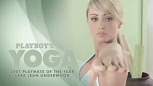 Nude Yoga - Triangle Pose