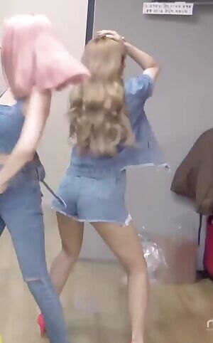 Mamamoo Wheein