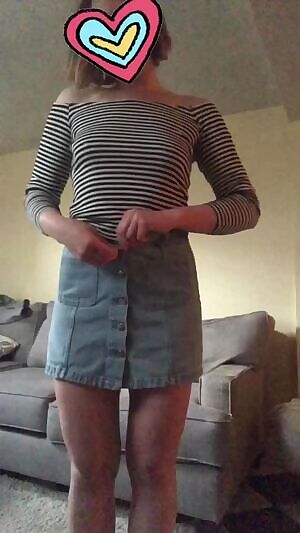 Been single almost a month and still haven't been ucked :(