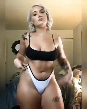 white pawg