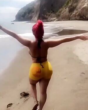 Beach butt