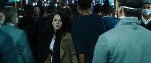 Kaya Scodelario big and bouncy in Maze Runner: Death Cure
