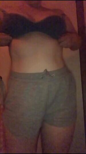 Letting me 16DDs pop