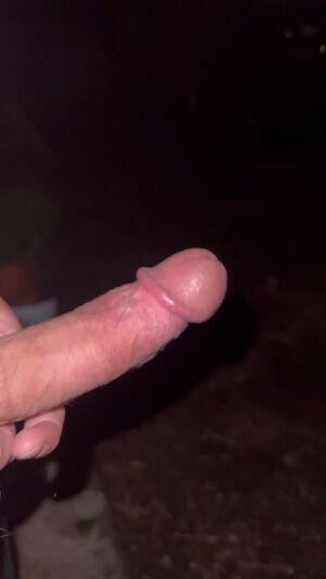 Bisexual Gay Pee Peeing Piss