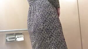 It’s inally warm enough for no tights! And no panties I guess 😏