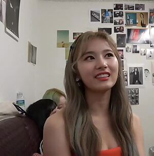 TWICE - Sana