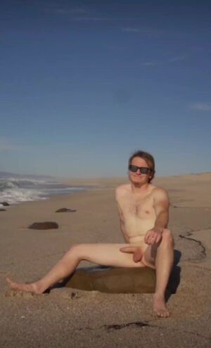 Outdoor Sex Beach Beautiful Couple Handjob