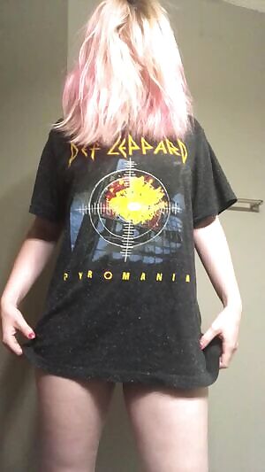 elt cute in his shirt